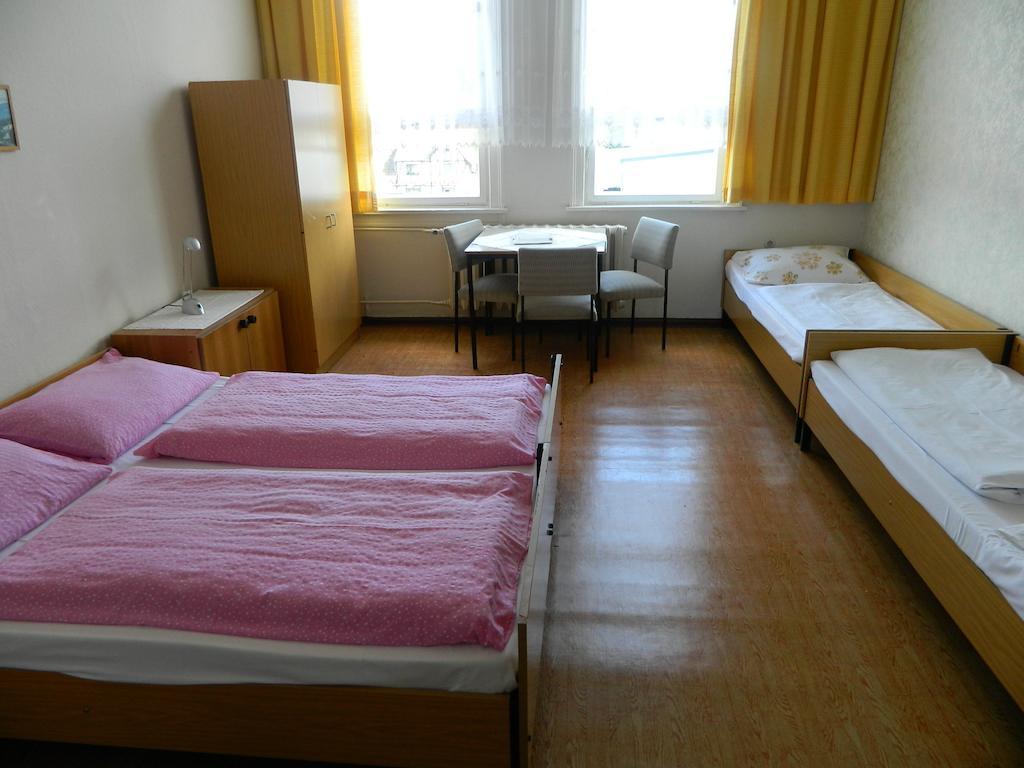 Rennsteighostel Ruhla Room photo